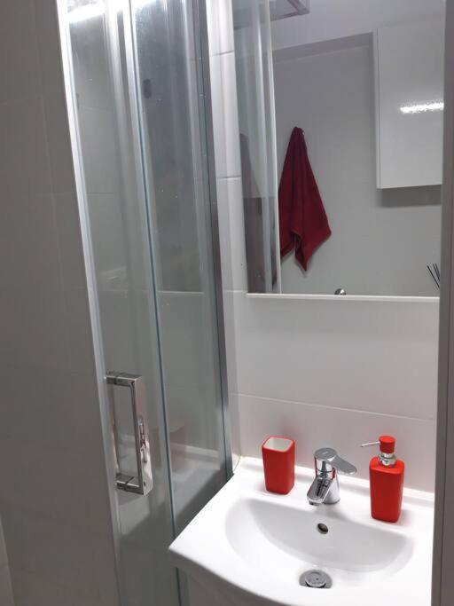 Appartement Dormitorio Acogedor En El Centro En Piso Compartido Con Bano Privado Dénia